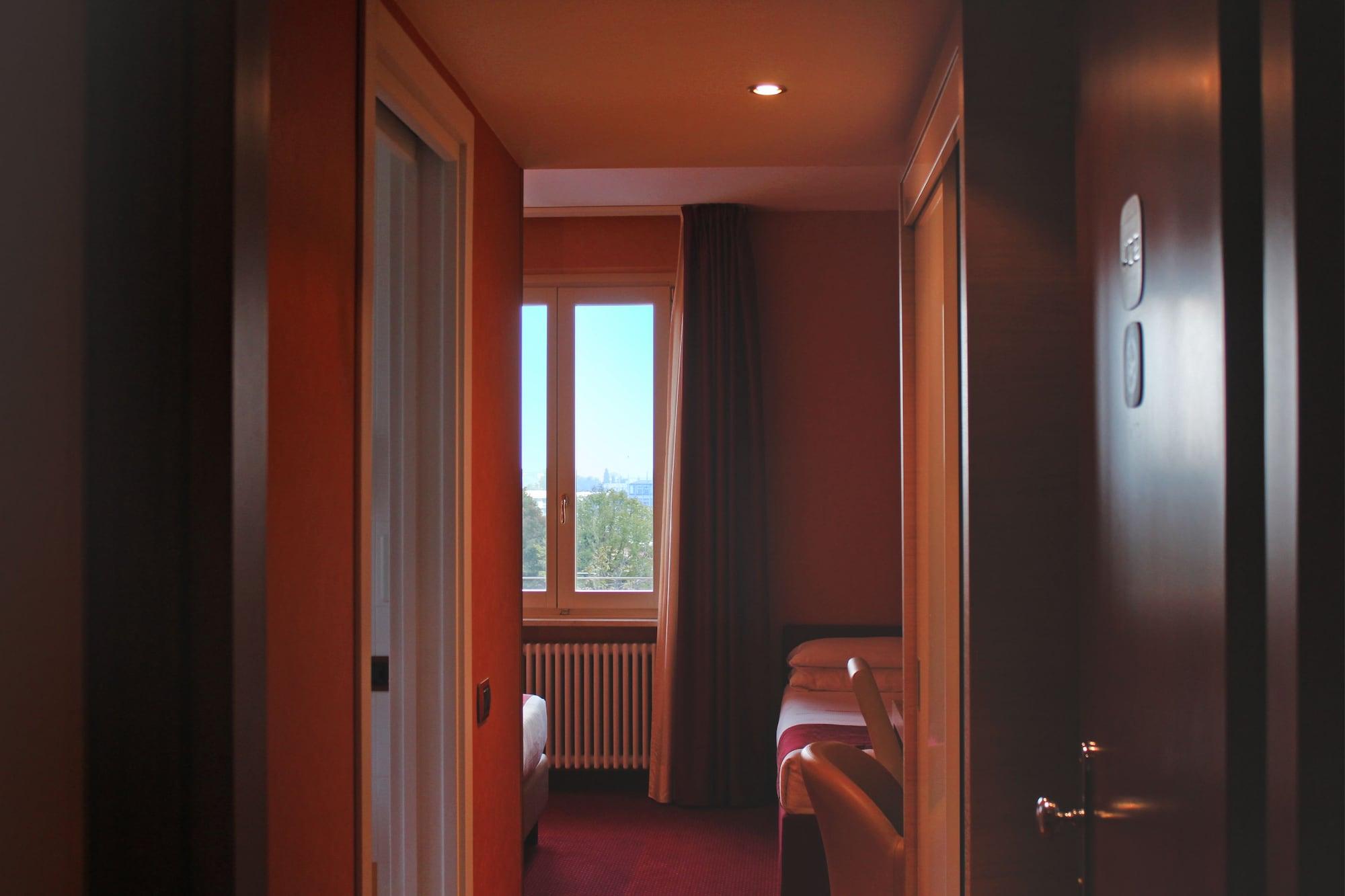 Best Western Hotel Piemontese Bergamo Bagian luar foto