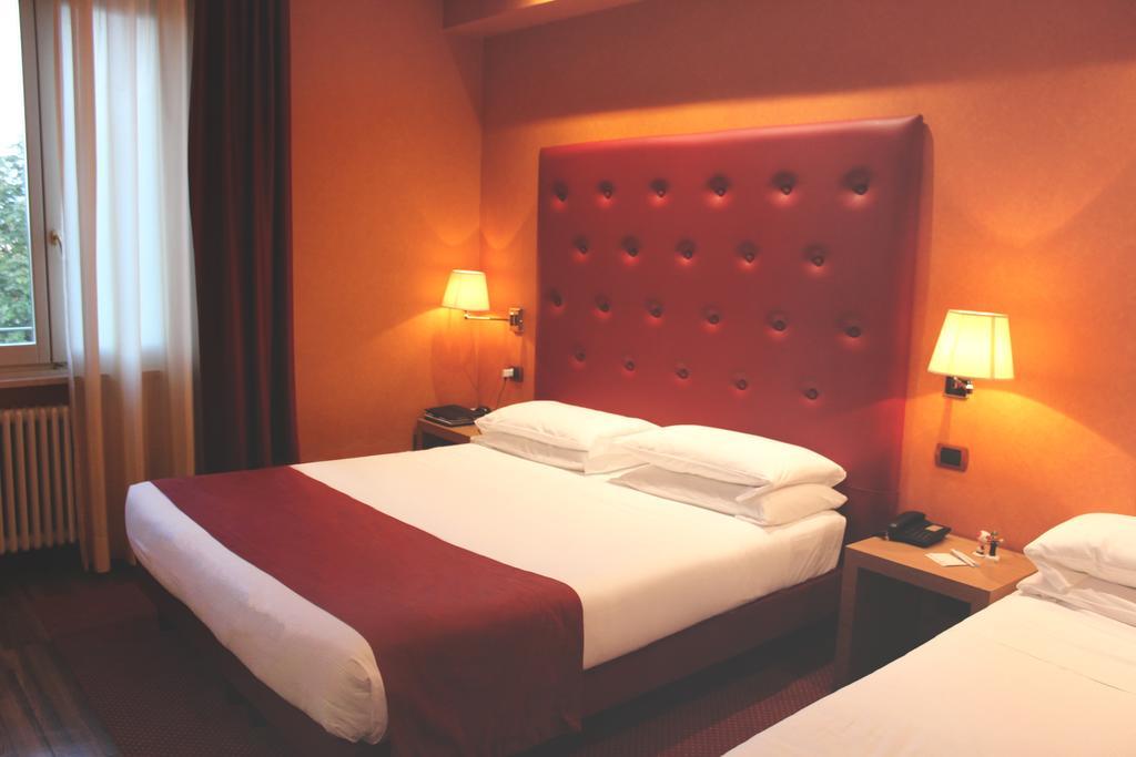 Best Western Hotel Piemontese Bergamo Bagian luar foto